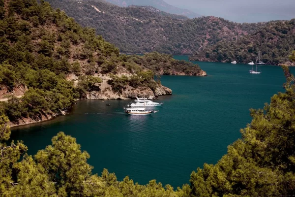 Tekne ile turkiye kiyilari ve denizcilik rehberi photo - Germirli